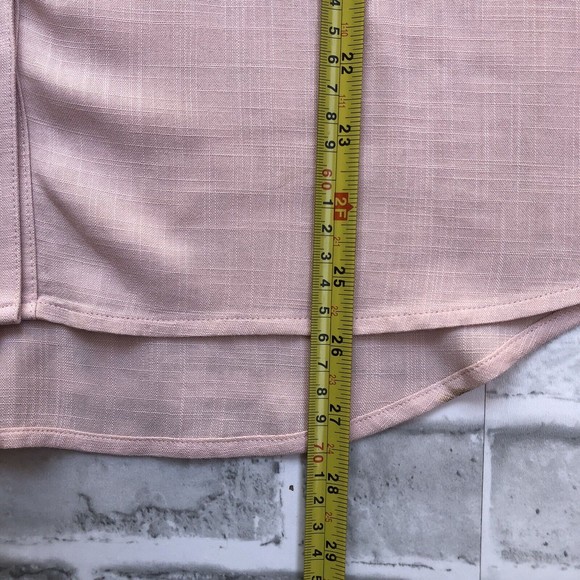 Chicos Size 1 (US 8)  Blush Pink V-Neck Button Front Blouse 3/4 Ruffled Sleeves - Picture 7 of 13